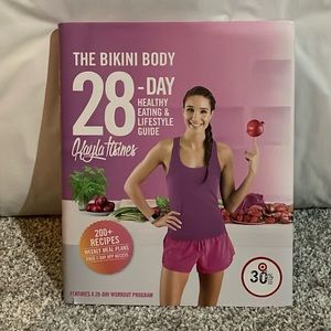 “The Bikini Body 28-Day Healthy Eating & Lifestyle Guide” by Kayla Itsines